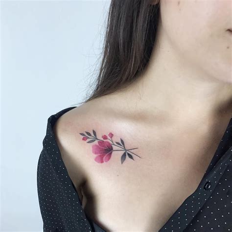 pecho hombro tatuajes para mujeres|200 ideas de Tatuajes hombro 